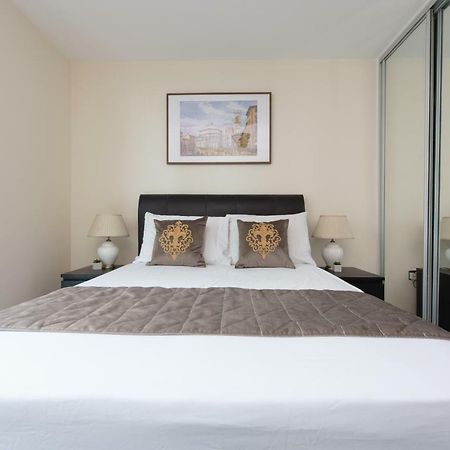 City Living Apartments Лондон Экстерьер фото
