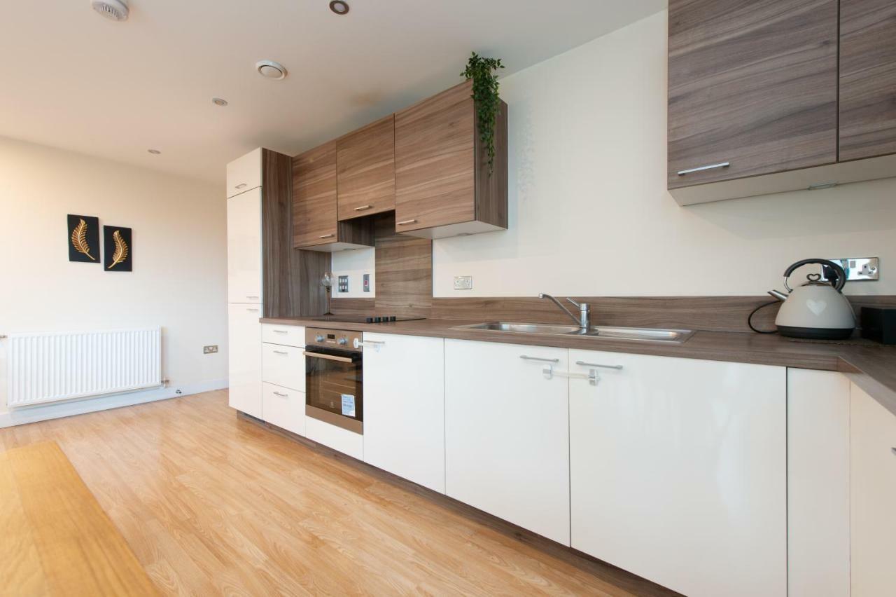 City Living Apartments Лондон Экстерьер фото