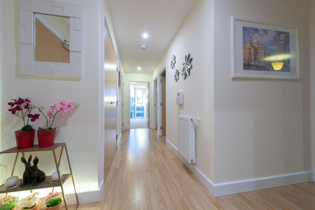 City Living Apartments Лондон Экстерьер фото