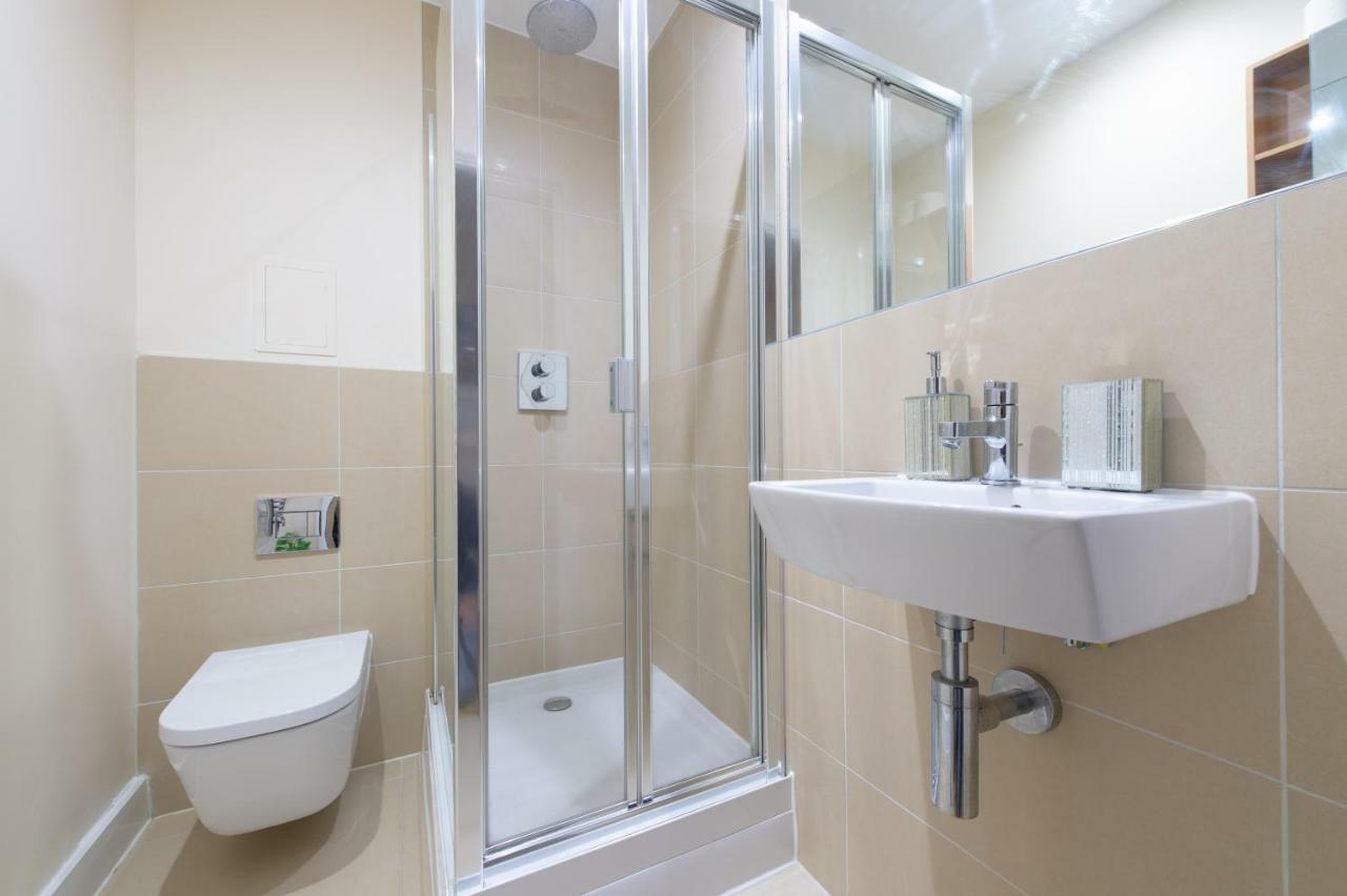 City Living Apartments Лондон Экстерьер фото